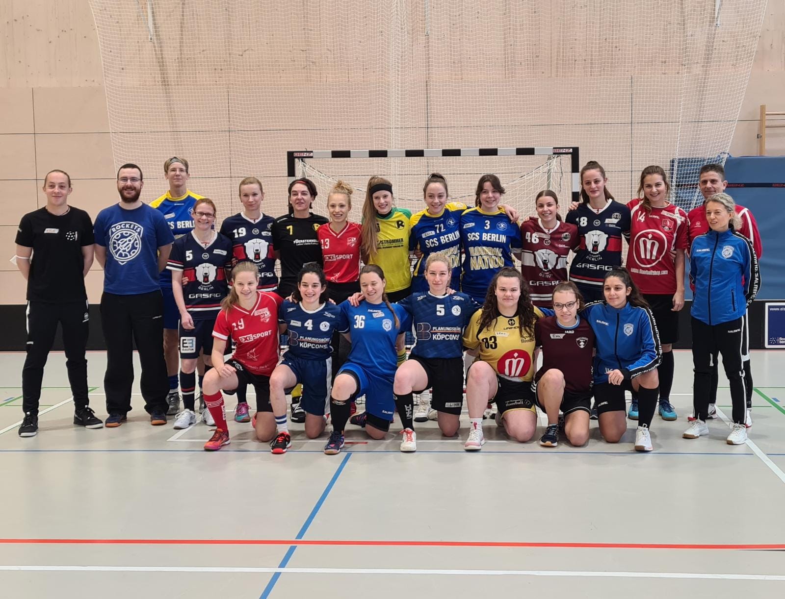 Das neue FloorballBB-Damenteam